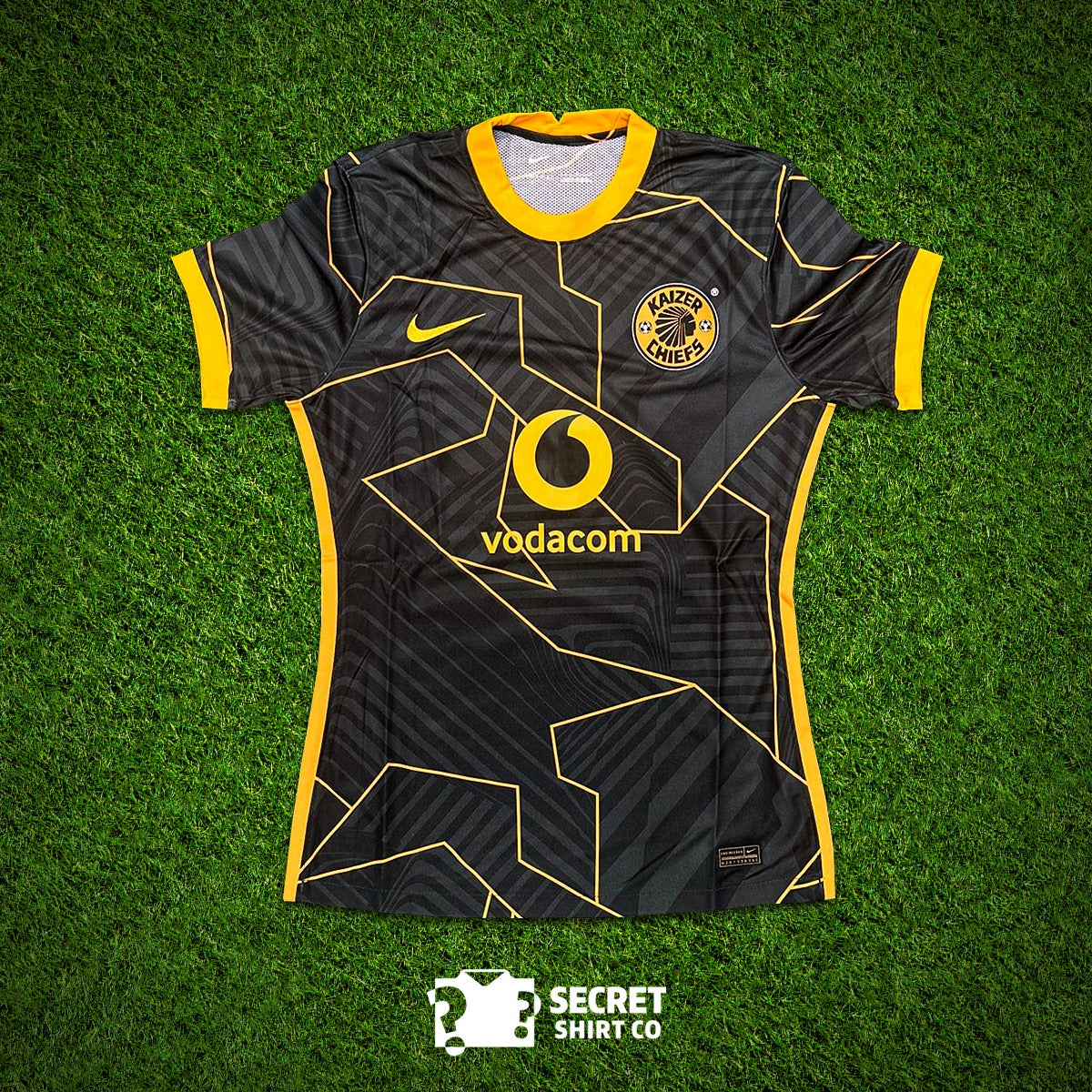 Kaizer Chiefs 21/22 Away Shirt